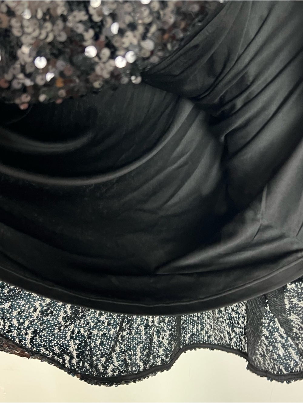 Simply Vera Wang Black Sequin Dress Long Sleeve Ruffle Medium NWT Party Cocktail - Picture 6 of 6